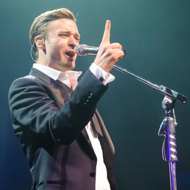 Justin Timberlake has stormed to the top of the singles charts this week with Mirrors