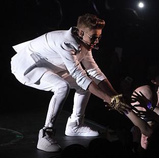 Justin Bieber complained of being 'light of breath' during his O2 concert