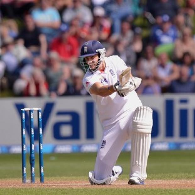 Steven Finn kept the Black Caps at bay with a battling half century
