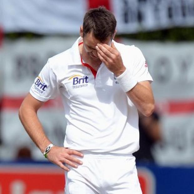 James Anderson and England's bowlers continued to find few rewards in Wellington