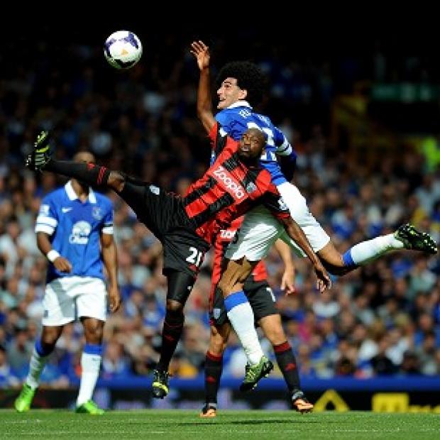 Youssouf Mulumbu, centre, and Marouane Fellaini, right, battled for the ball during the goalless draw