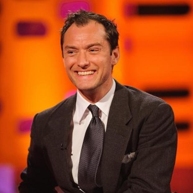 Congleton Guardian: Jude Law piled on the pounds to play Dom Hemingway Congleton Guardian: Jude Law piled on the pounds to play Dom Hemingway