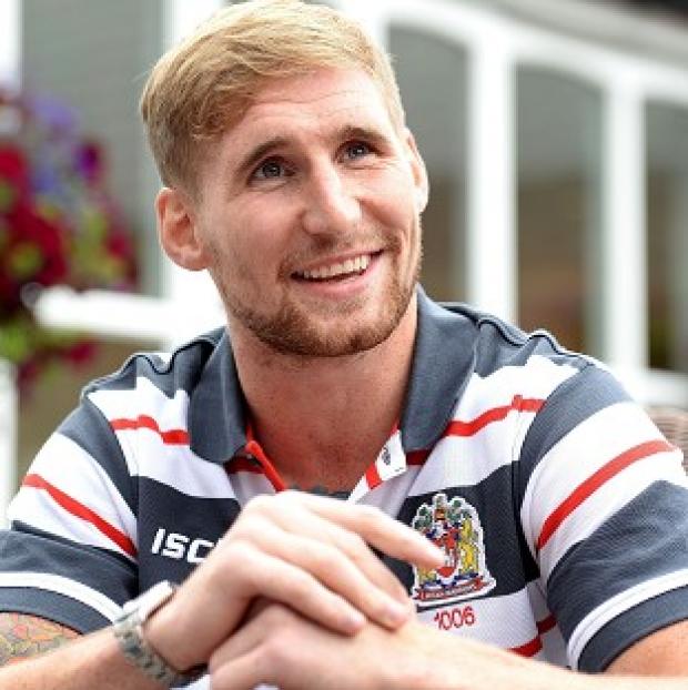 Sam Tomkins has signed a three-year deal with New Zealand Warriors