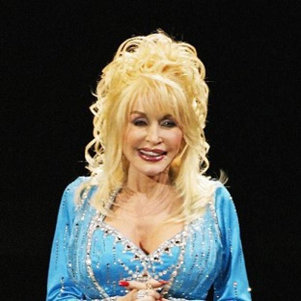 Dolly Parton described the car crash as a "fender bender"