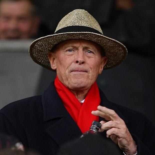 Congleton Guardian: Geoffrey Boycott has blasted England's batsmen Congleton Guardian: Geoffrey Boycott has blasted England's batsmen