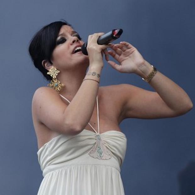 Congleton Guardian: Lily Allen attacked today's showbiz scene for being full of "sterile Botoxed idiots" Congleton Guardian: Lily Allen attacked today's showbiz scene for being full of "sterile Botoxed idiots"