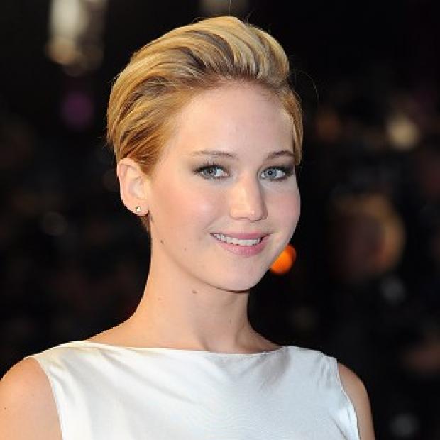 Congleton Guardian: Jennifer Lawrence was spottedat a pub in Hampshire with boyfriend Nicholas Hoult Congleton Guardian: Jennifer Lawrence was spottedat a pub in Hampshire with boyfriend Nicholas Hoult