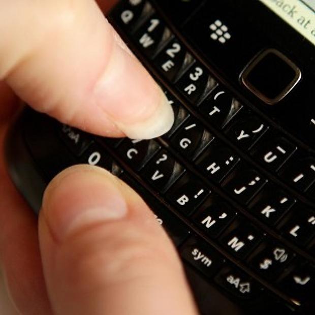 Congleton Guardian: The dangers of sexting should be part of school sex education, new advice says Congleton Guardian: The dangers of sexting should be part of school sex education, new advice says