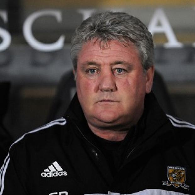 Congleton Guardian: Hull boss Steve Bruce, pictured, has offered Alan Pardew his support Congleton Guardian: Hull boss Steve Bruce, pictured, has offered Alan Pardew his support