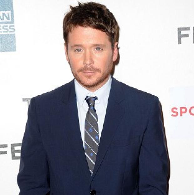 Congleton Guardian: Kevin Connolly has broken his leg while filming the Entourage movie Congleton Guardian: Kevin Connolly has broken his leg while filming the Entourage movie