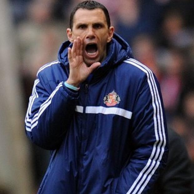 Congleton Guardian: Sunderland manager Gus Poyet heaped praise on referee Phil Dowd Congleton Guardian: Sunderland manager Gus Poyet heaped praise on referee Phil Dowd
