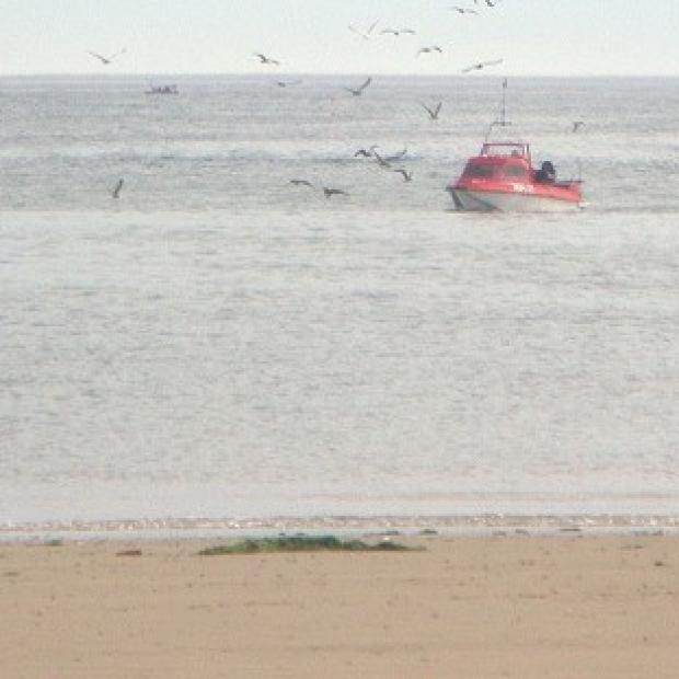 Congleton Guardian: A windsurfer brought to shore in Redcar, Cleveland by rescue services has died. Congleton Guardian: A windsurfer brought to shore in Redcar, Cleveland by rescue services has died.