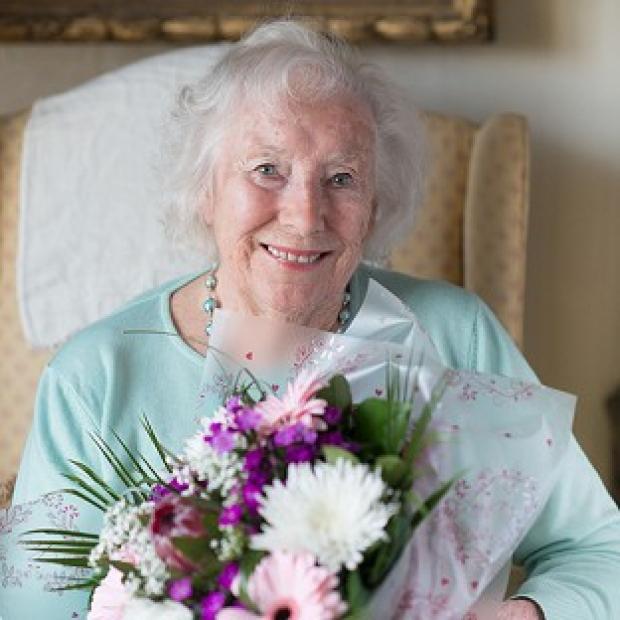 Congleton Guardian: Dame Vera Lynn has made the top 20 at the age of 97 Congleton Guardian: Dame Vera Lynn has made the top 20 at the age of 97