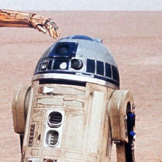 Congleton Guardian: Famous faces - and droids - will join less well-known actors in the new Star Wars movie Congleton Guardian: Famous faces - and droids - will join less well-known actors in the new Star Wars movie