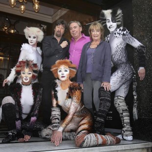 Congleton Guardian: Trevor Nunn, Andrew Lloyd Webber and Gillian Lynne with performers from the musical Cats Congleton Guardian: Trevor Nunn, Andrew Lloyd Webber and Gillian Lynne with performers from the musical Cats