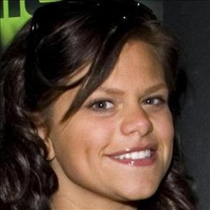 Jade Goody is returning to the UK for cancer treatment
